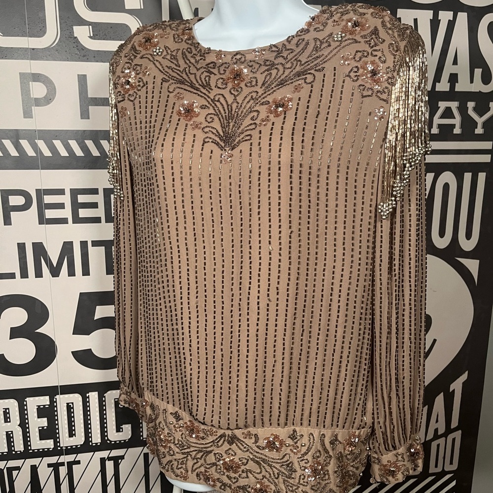 Vintage Flapper Style Beaded Drop-Waist Top with Fringe Shoulders